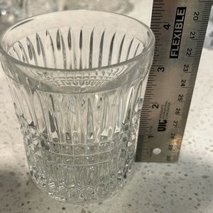 HEAVY VINTAGE CRYSTAL CUP/VASE.
